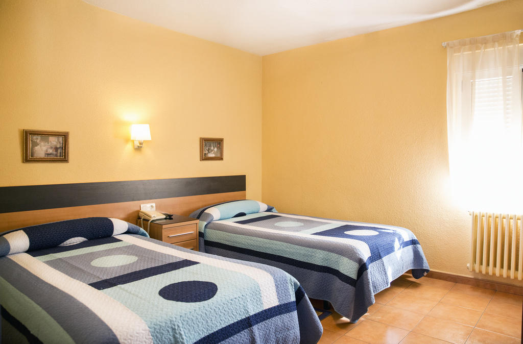 Hostal Guzman El Bueno By Gaiarooms León Pokój zdjęcie